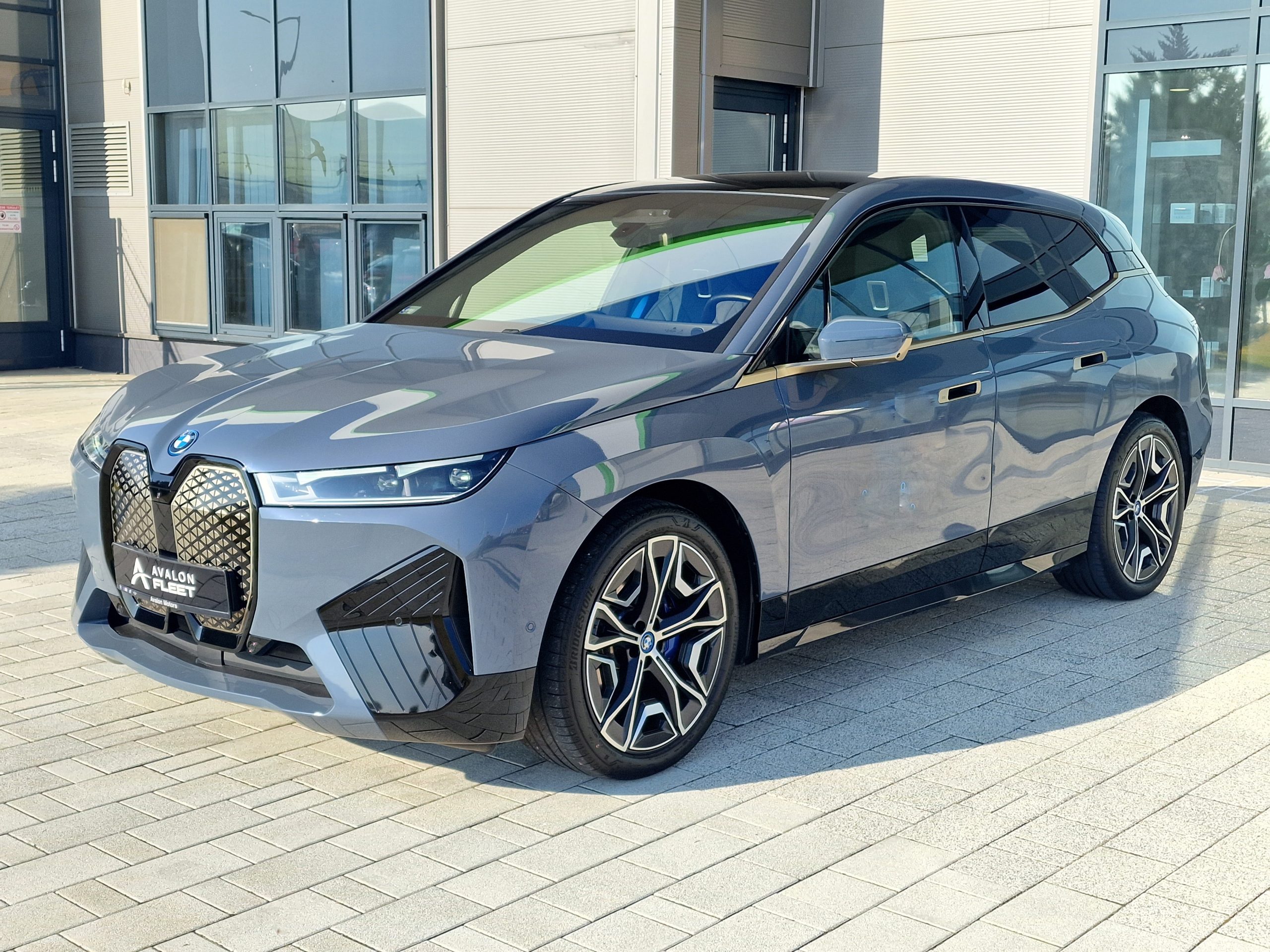 BMW IX xDrive50 Signature Edition