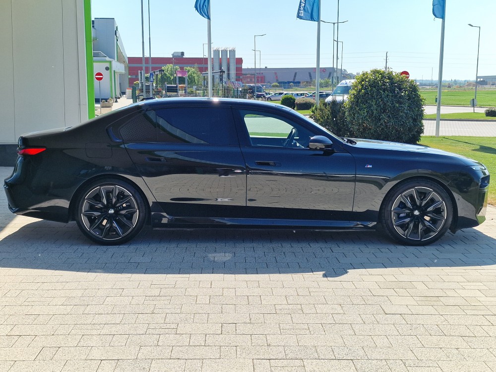 BMW 750e xDrive M Sport Pro. Individual Gran Lusso