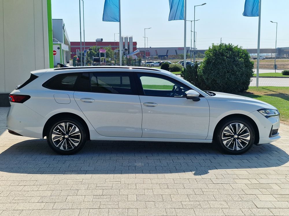 Škoda Superb Combi Selection 2.0 TDI DSG SCR