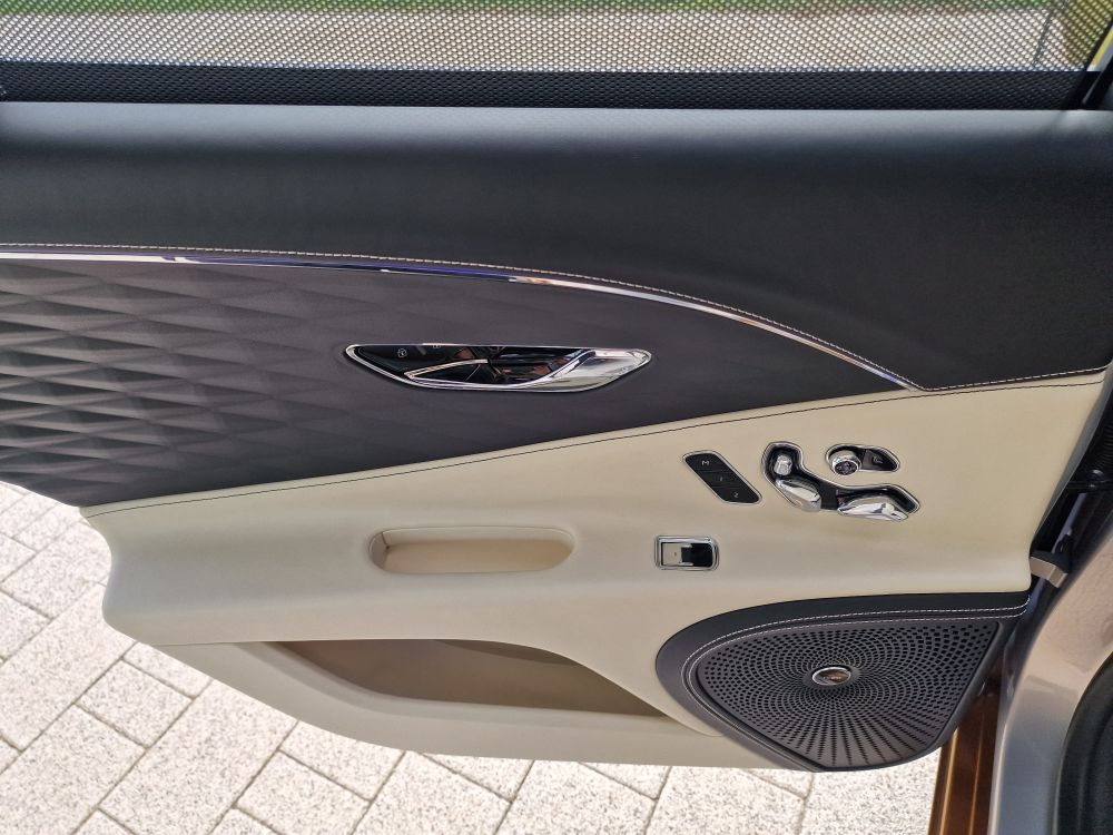 BENTLEY Flying Spur 6.0 W12